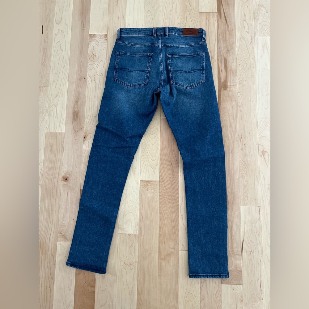 RODD & Gunn jeans - Picture 5 of 5